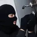 Крадци окрадоха дом в Петрич посред бял ден