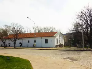 Храмове в Петричко чакат благословията на владика Серафим