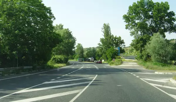Обезопасяват пътищата около Петричко след смъртните случаи