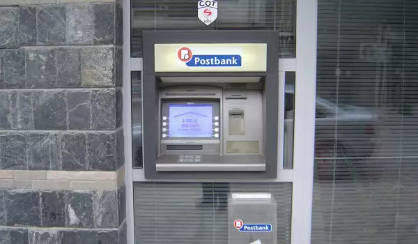 Бандити атакуват банкомати в Сандански
