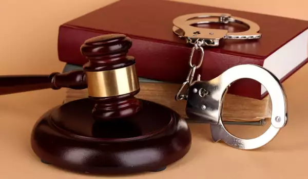 Санданчанин получи 10 месеца затвор заради откраднат телефон