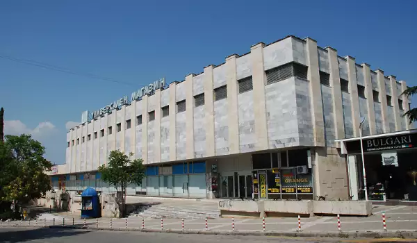 Бюрото по труда в Петрич се нанесе в обновени помещения в ГУМ
