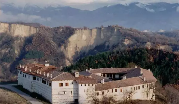Пътят Мелник - Роженски манастир вече е перфектен