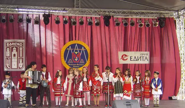Фестивалът на детската песен в Петрич може да бъде провален